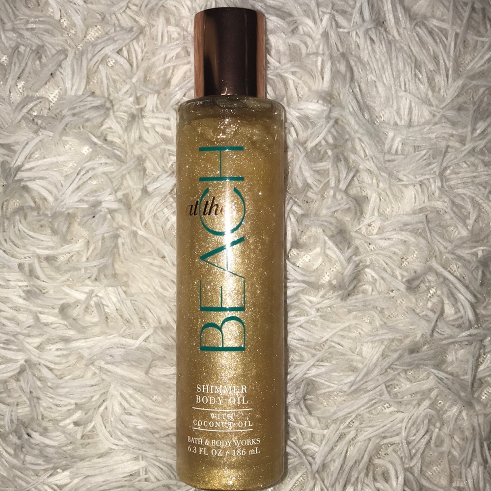 Bath & Body Works shimmer body oil